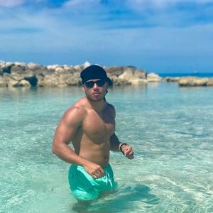 Meet your Posher, Brandon